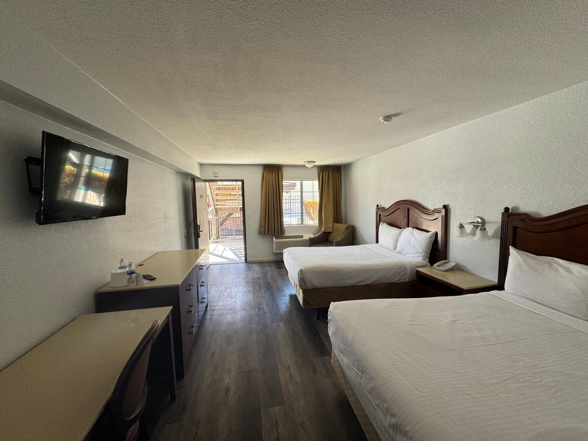 Superior Queen Room