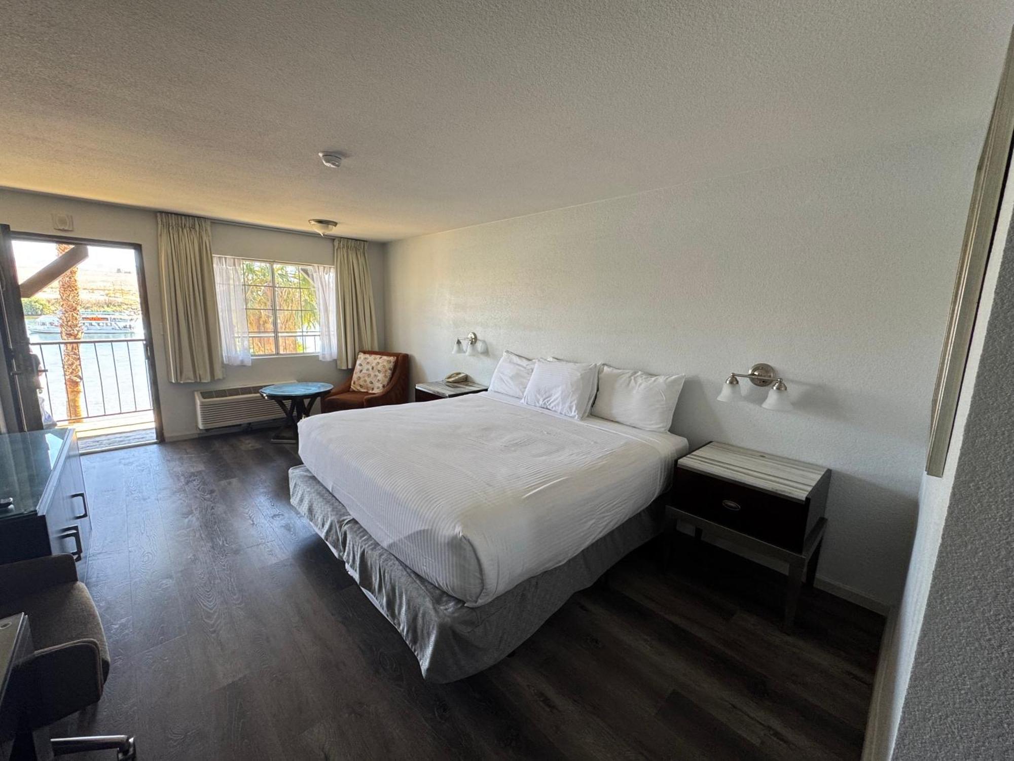 King Room River View